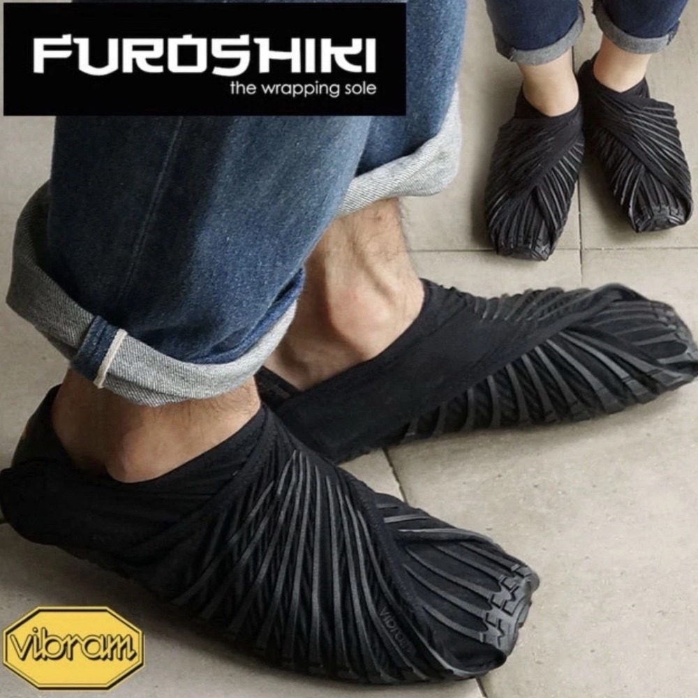 Vibram Furoshiki Shoes Mens 10.5-11 Black Wrapping Sole Minimalist 18MAD06 EU 44